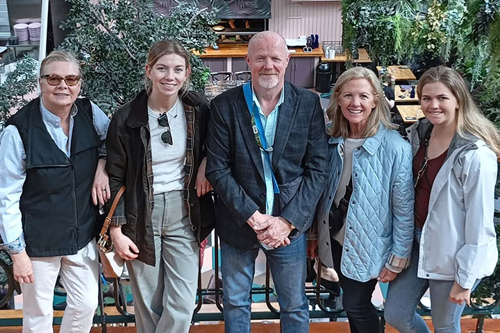 Local guide David Poses with Guests in Powerscourt Townhouse on a Private Walking Tour of Dublin