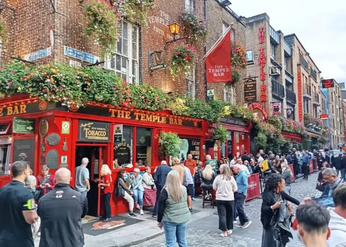 With local Dublin guide David of Dublin Walkabout Tours, we explored the vibrant cobblestone streets and colorful shopfronts of Temple Bar
