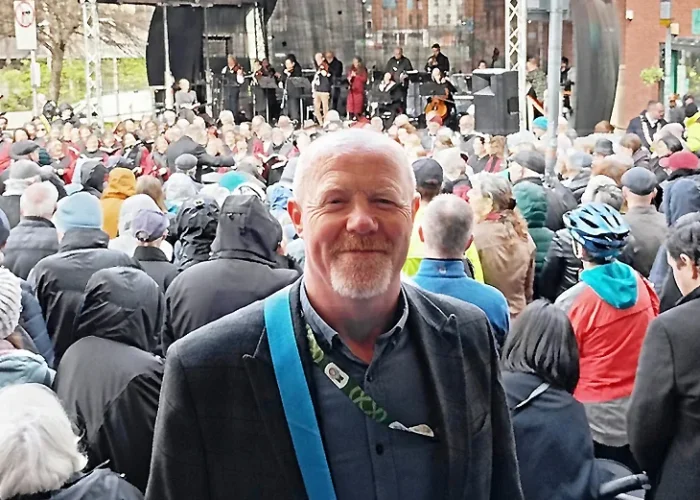 Best Dublin Tour guide David given 5 star reviews by guests on his private walking tours of Dublin