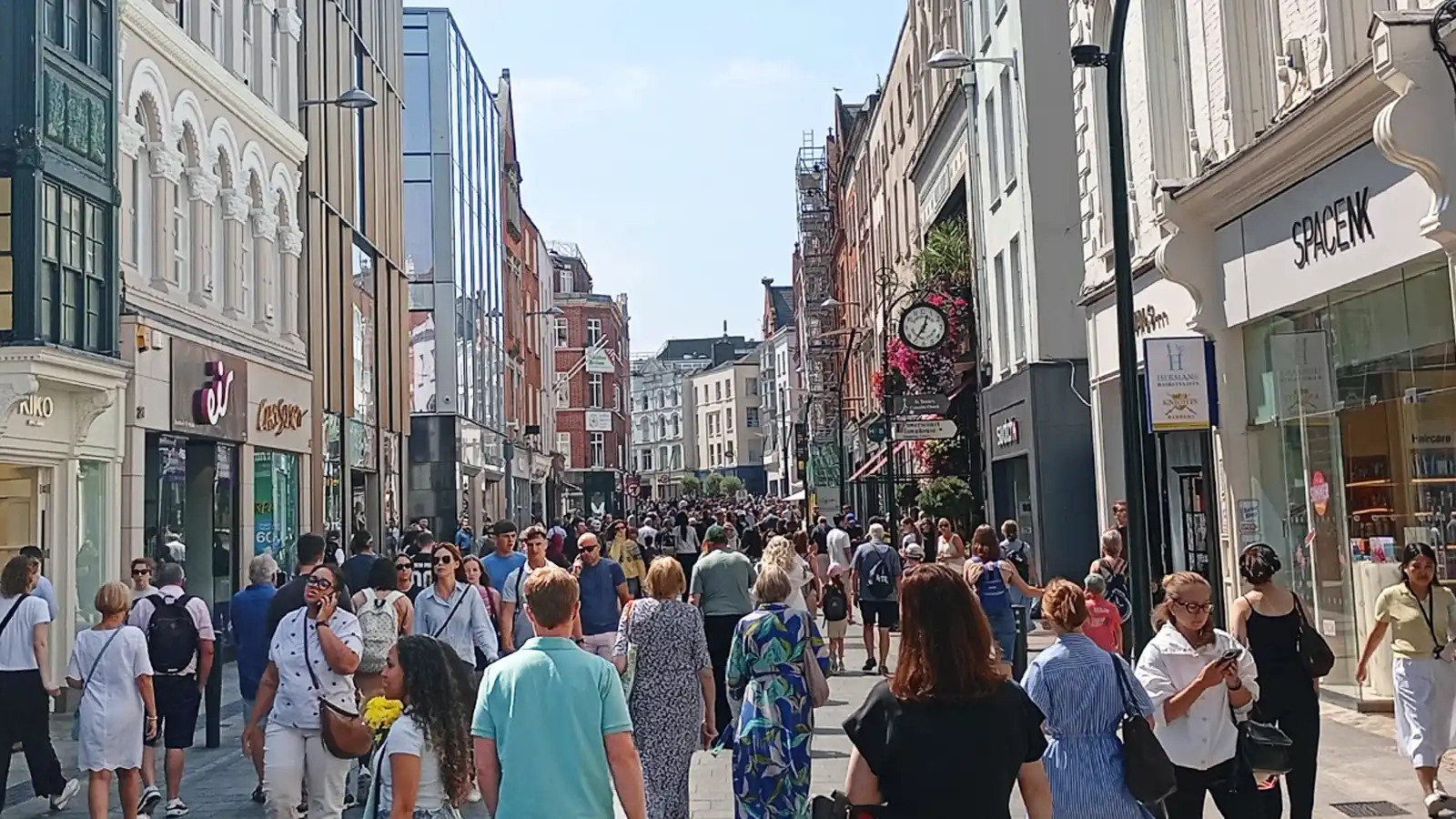 things-to-do-in-dublin-grafton-street-dublin-walking-tour Things to do in Dublin Ireland. Best Dublin Private Walking Tour with local guide David